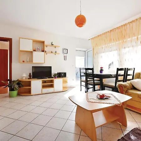 1 Bedroom Cozy In * Vodice