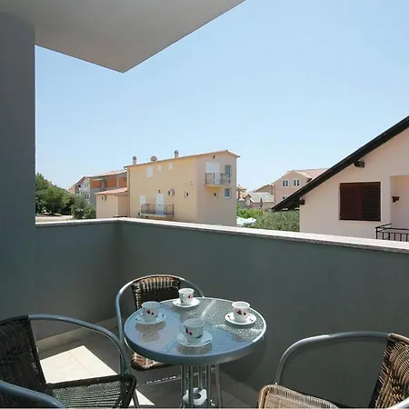 Appartamento 1 Bedroom Cozy In Vodice