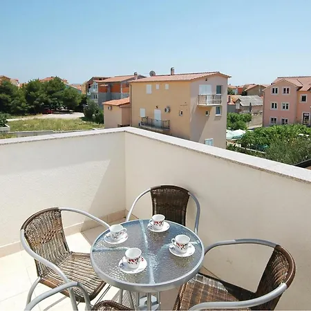 Appartamento 1 Bedroom Cozy In